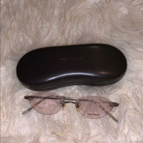 Vera Wang Accessories - Sunglasses